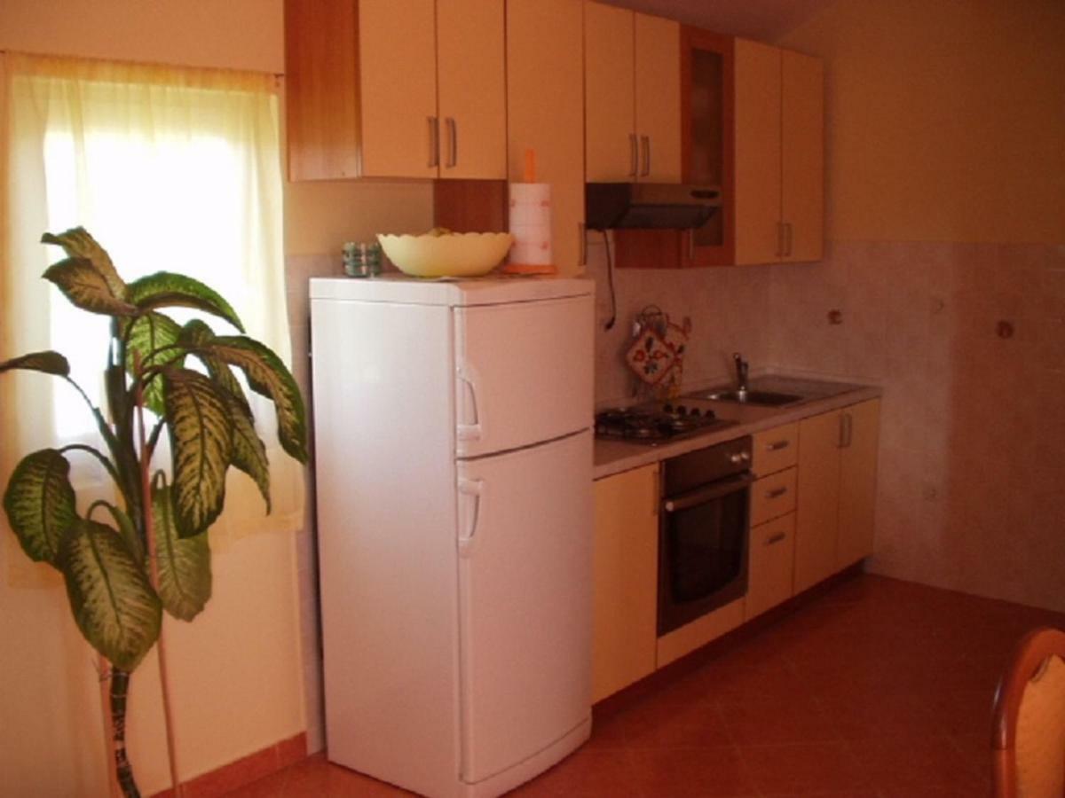 לופאר Apartmani Paulina מראה חיצוני תמונה